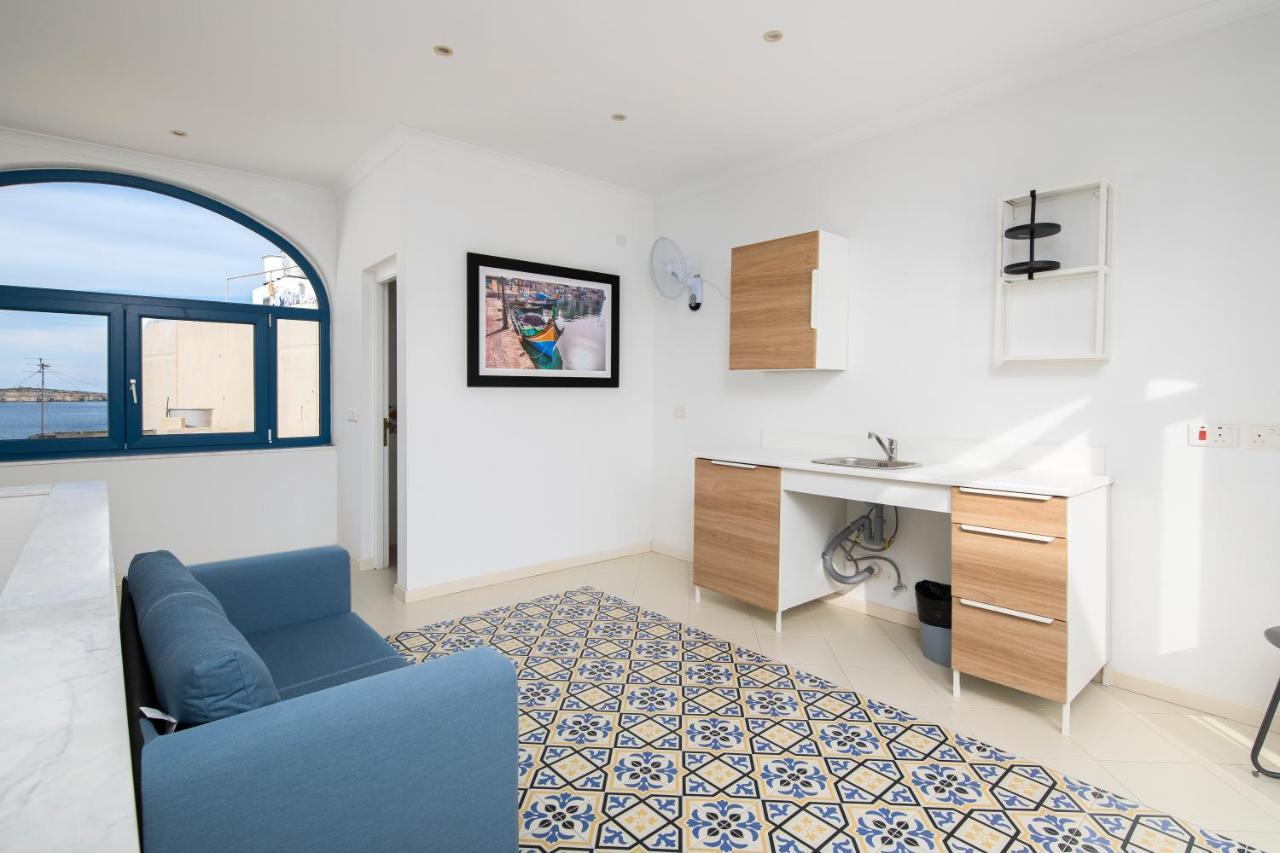 Chic, Stylish Traditional Townhouse With Terrace - San Pawl il-Baħar Extérieur photo